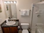 Guest bathroom on the 3rd floor